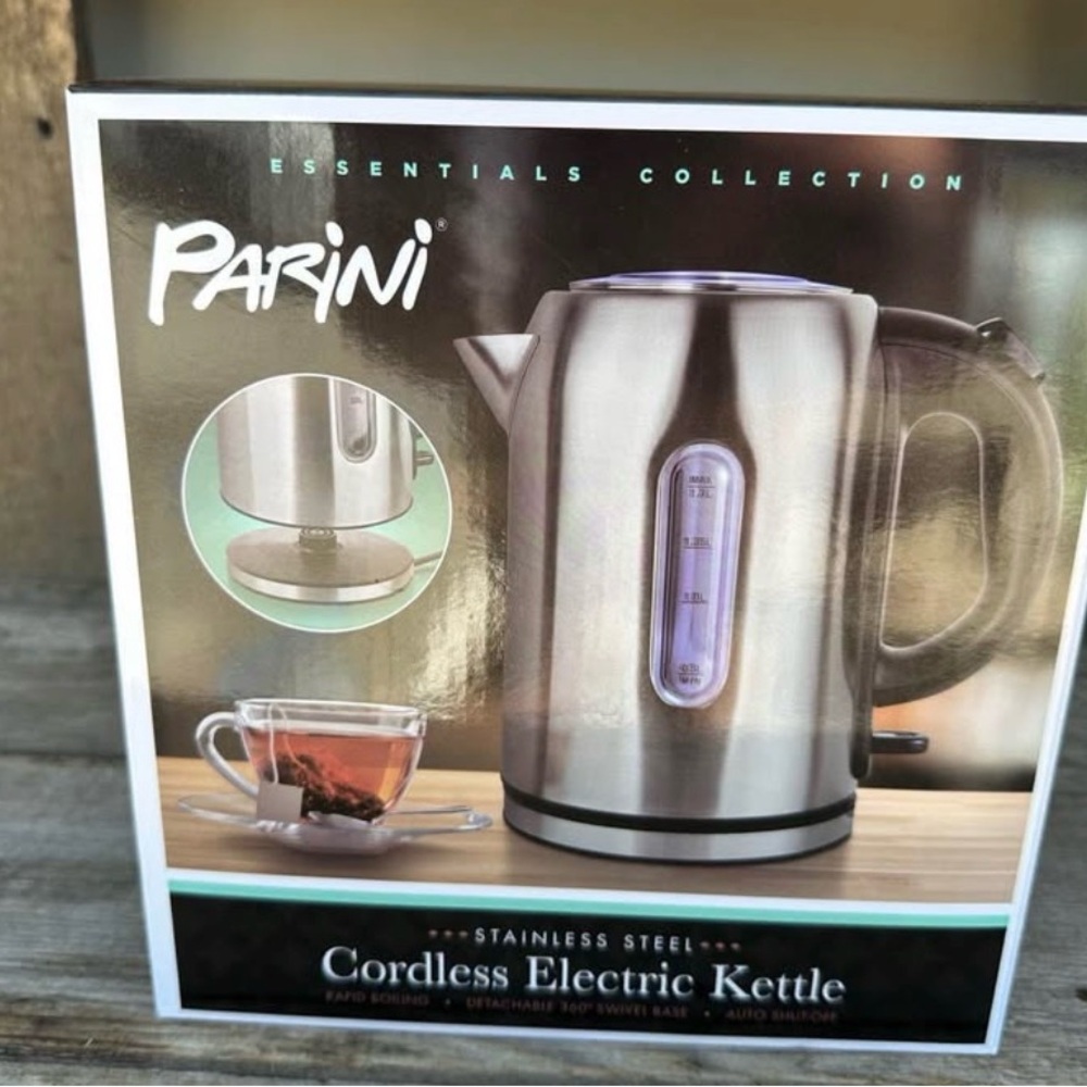 NEW Parini Cordless Electric Kettle